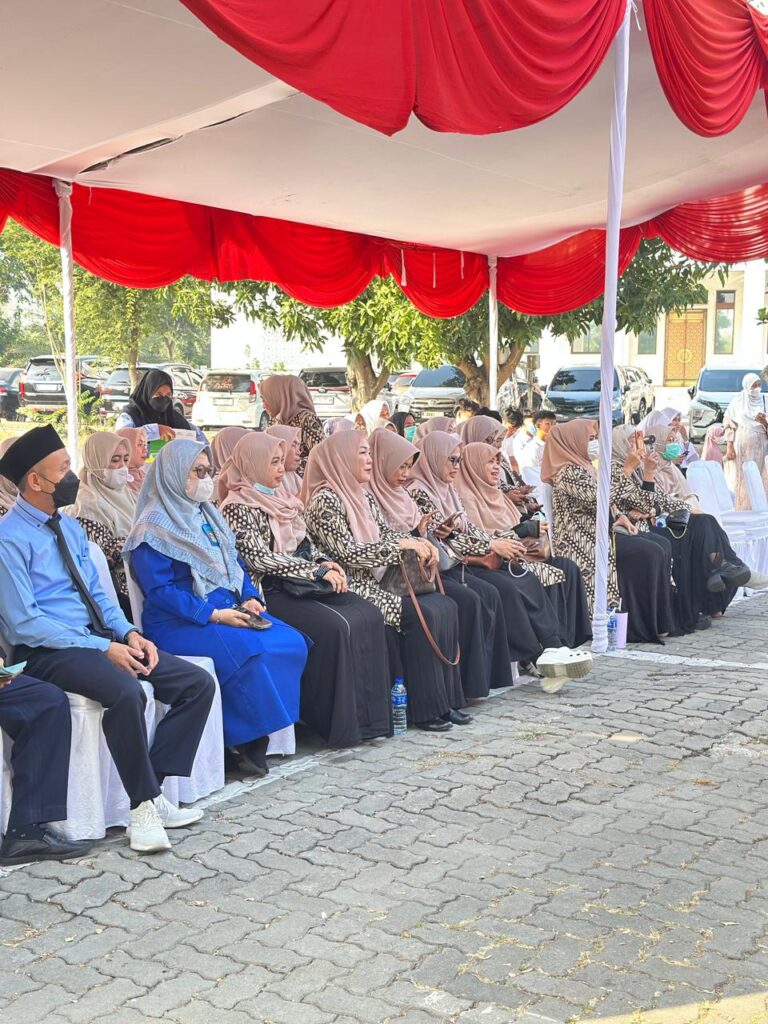 Para Guru dan Perwakilan Jamiyyah mengahdiri acara Launching PMB 2027/2028