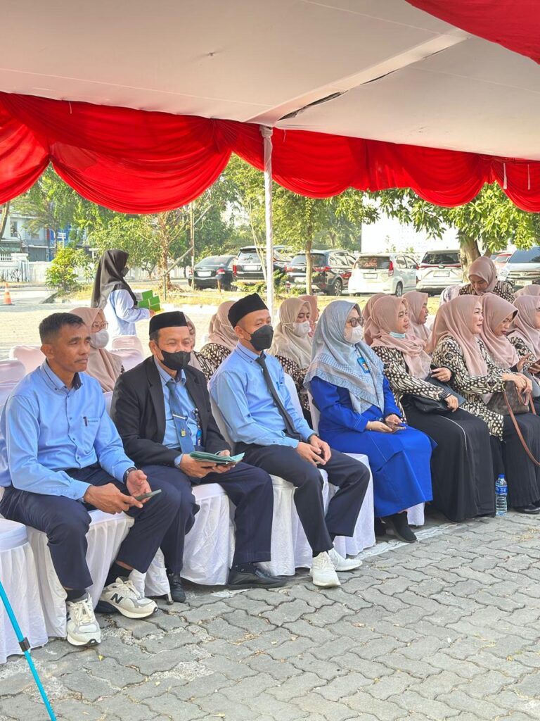 Para Guru dan Perwakilan Jamiyyah mengahdiri acara Launching PMB 2027/2028