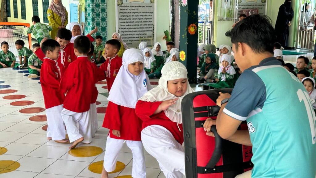 Penampilan ASBD di TKIA 12